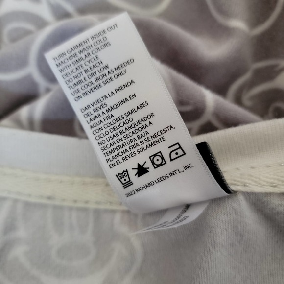 Disney Mickey Mouse Grey and White Sleepwear Sz 2X - Picture 7 of 7